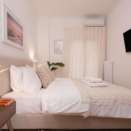 אתונה Unique 2 Bedrooms Apartment, Steps To Plaka And City Center מראה חיצוני תמונה