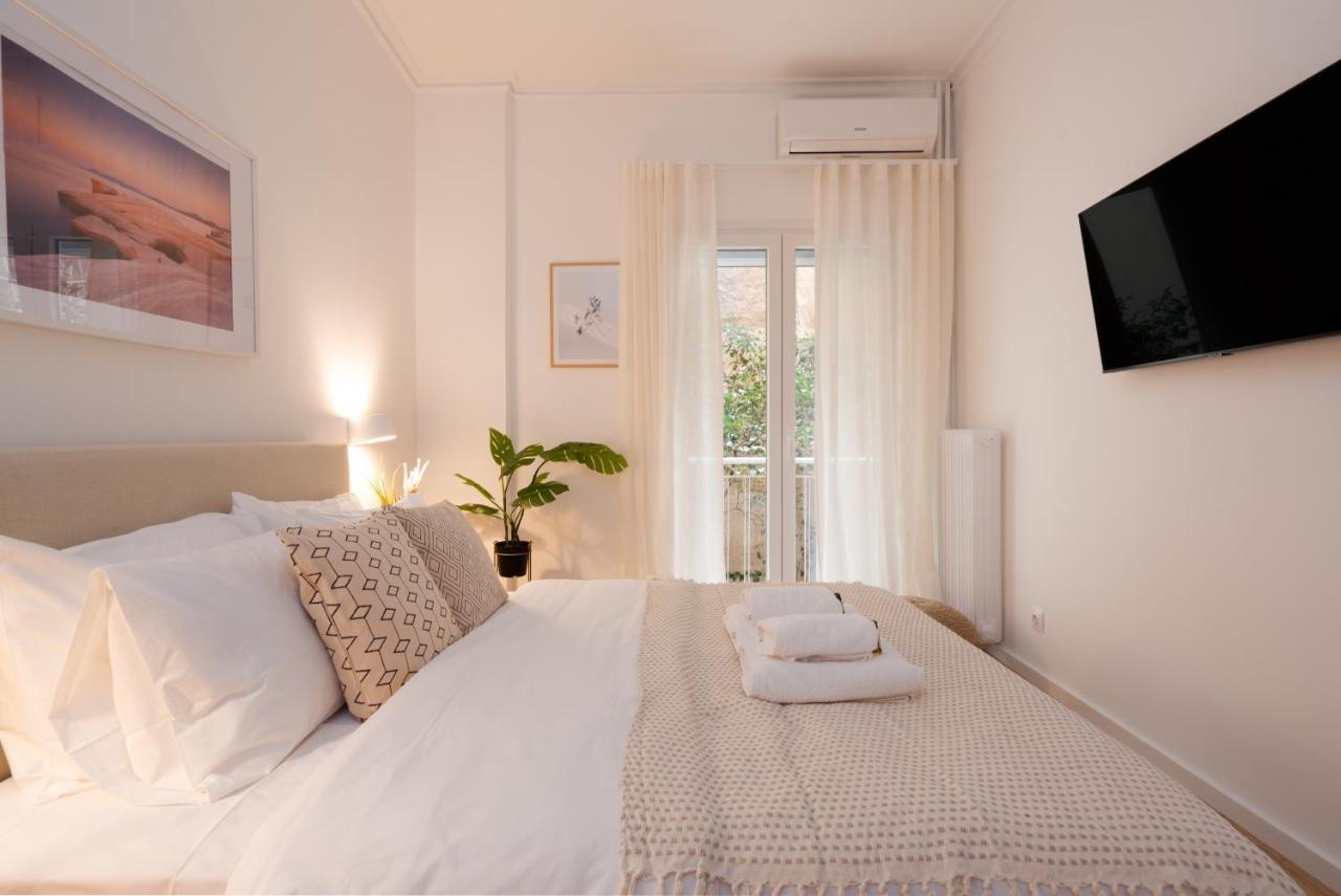 אתונה Unique 2 Bedrooms Apartment, Steps To Plaka And City Center מראה חיצוני תמונה